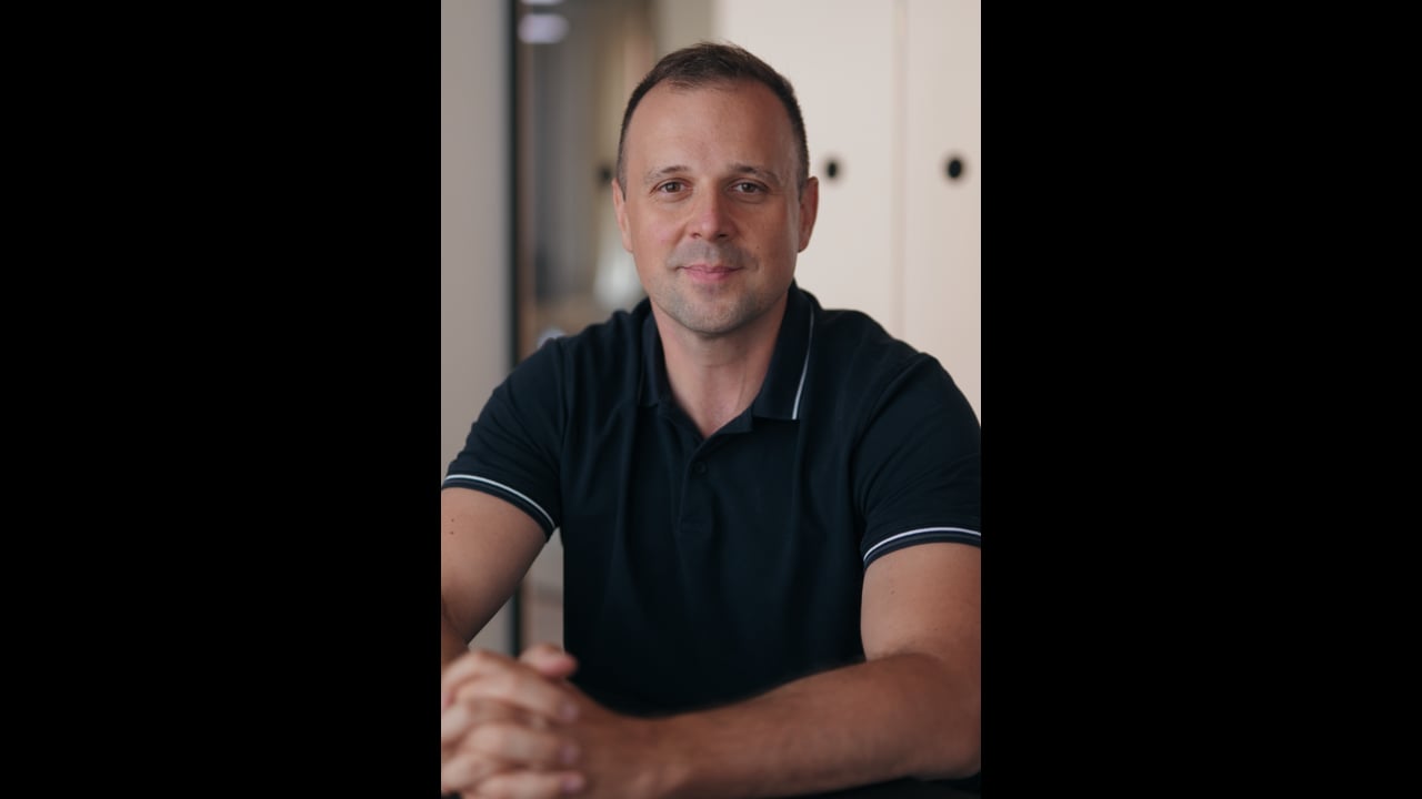 
        
          Marián Škvarek
        

        
          –
        

        
          Founder & CEO
        
        