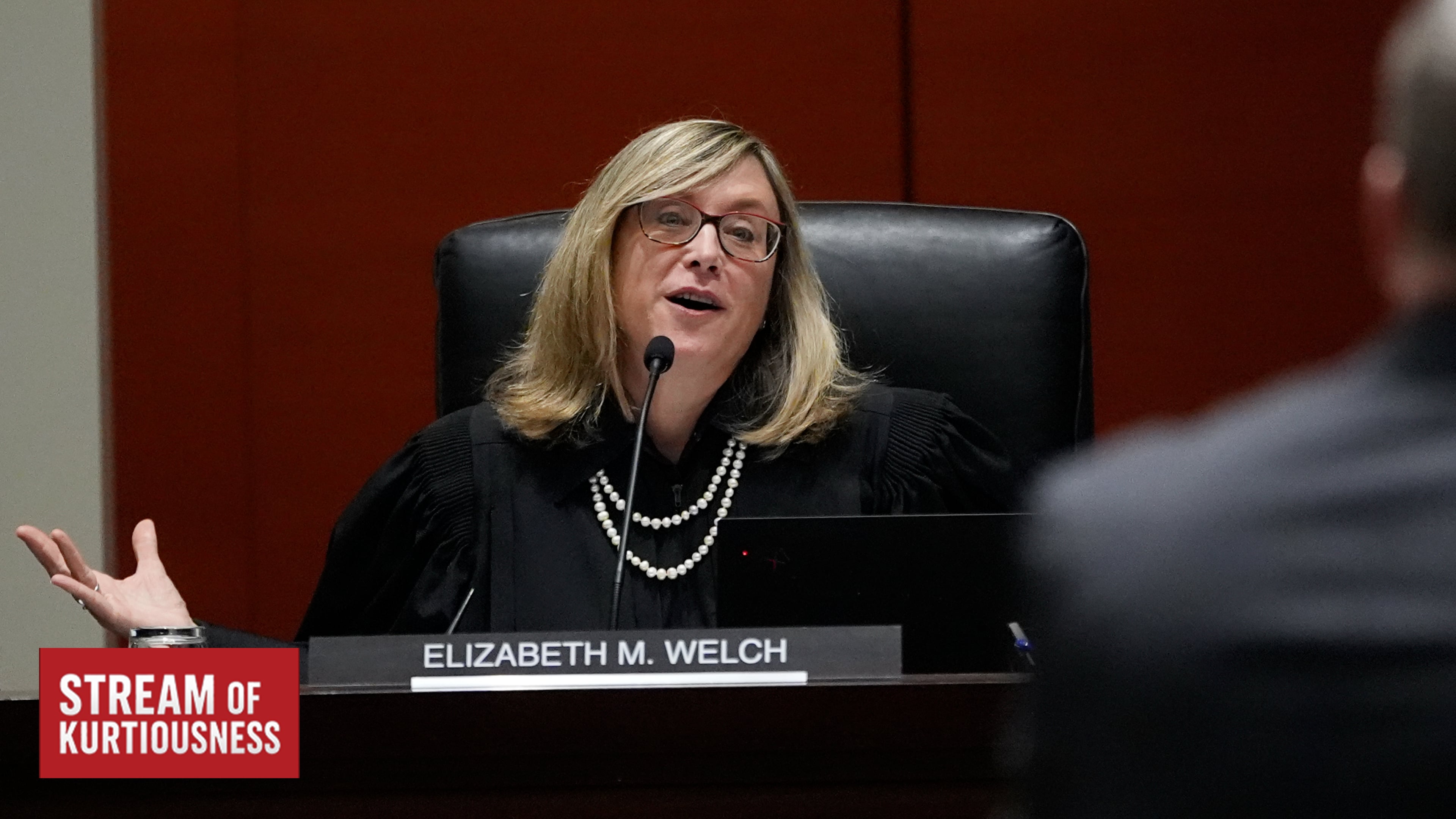 A Michigan's Supreme Court Justice Argued That Chimpanzees Have the Same Rights As Humans