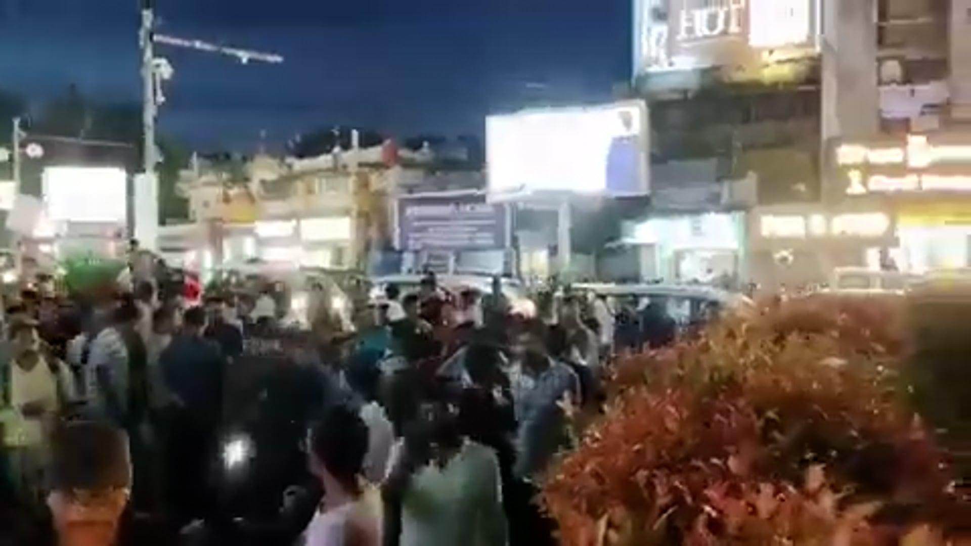 *झारखंड के रांची में छात्रों का ज़बरदस्त विरोध-प्रदर्शन जारी है।*