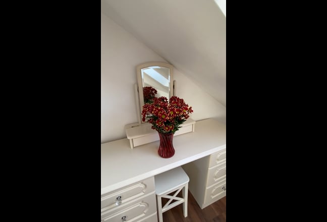 Spasious, Bright, Double Loft Room for Rent! Main Photo