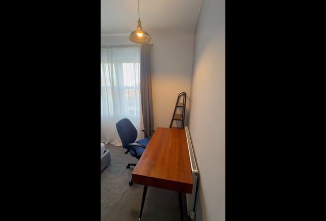 Double En-Suite close to Elizabeth Line/DLR/Rail  Main Photo