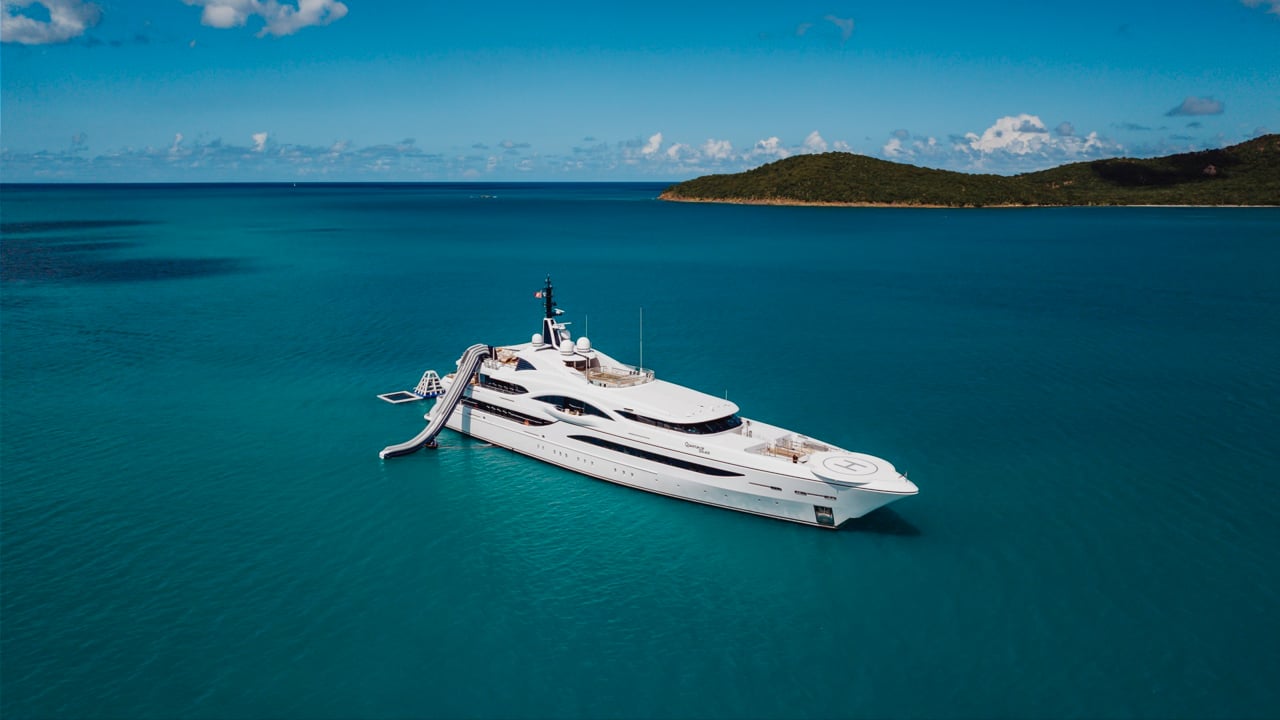 QUANTUM OF SOLACE yacht film