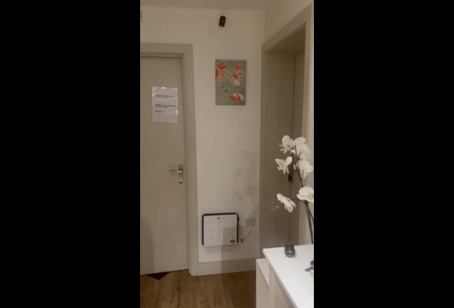 Modern Student Studio in Bristol Centre Main Photo