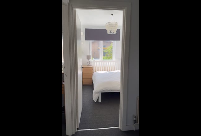 Double Room in Poplar, Canary Wharf (gay friendly) Main Photo