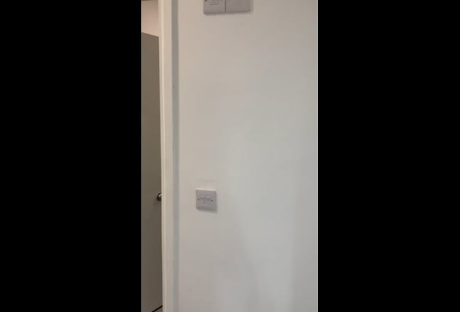 Modern 2 Bedroom Cathays Apartment  Main Photo