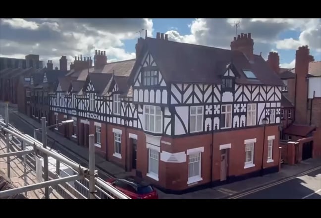 Student House - City Centre - Excellent Value Main Photo