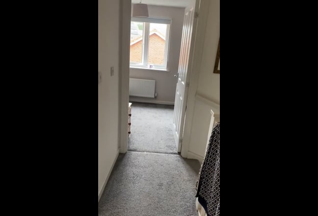 Modern double bedroom available  Main Photo