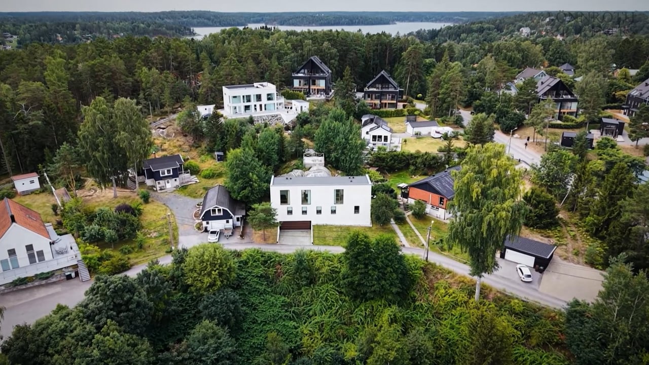 7 rum Villa på Nordlandsstigen 2 Mörtnäs Värmdö kommun - video
