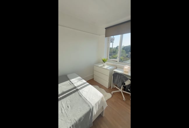 🏡✨ 1 Room Available in BARNES ST Today 🚆✨ ✨🏡 Main Photo