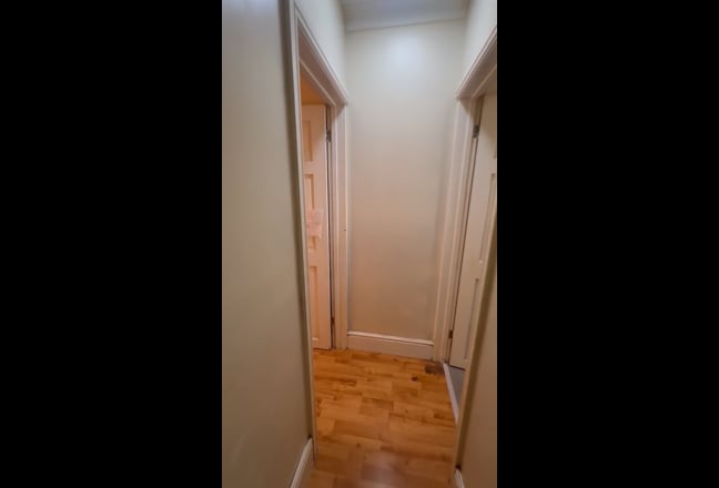 🌸  Single Room to Rent-Female only-Romford  🌸 Main Photo