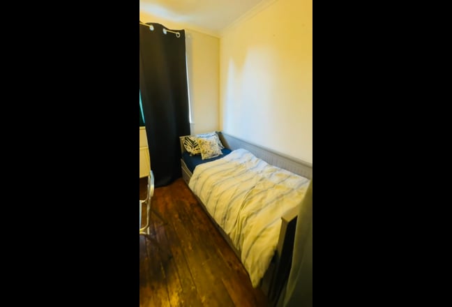 💫Cozy Single Room Available – W11 4SS Main Photo