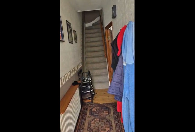 Video 1: Bright double bedroom