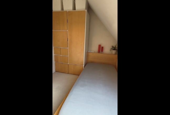 Single room in in semi-detached house Main Photo
