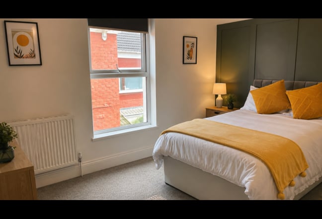 Ensuite Room + Secure Parking in Cleethorpes 🏠 Main Photo