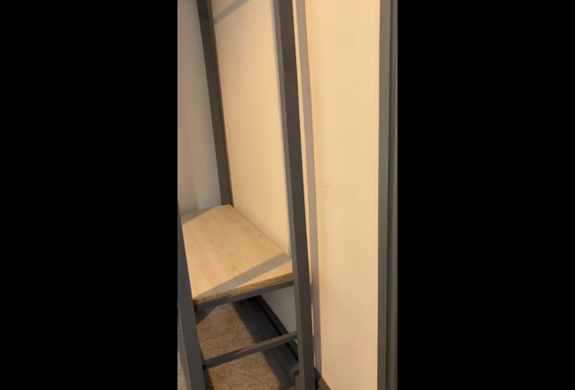 1 En-Suite rooms  - Quiet area - 1 week free! Main Photo
