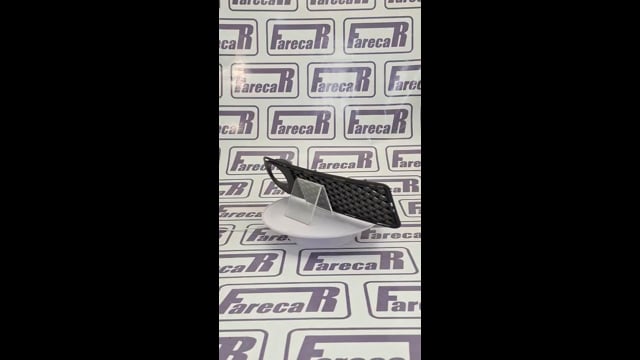 MOLDURA INFERIOR PARACHOQUE COM FURO FAROL MILHA VW 377807718 DIREITA GOL G3 2000 2001 2002