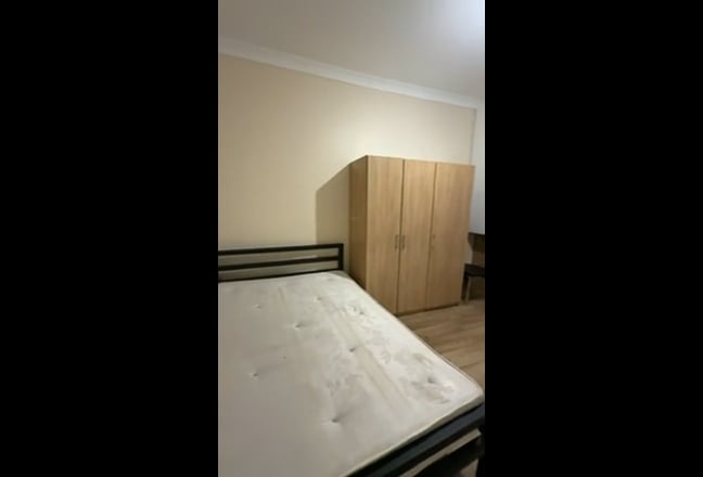 Room to Let Near Seven King Station  Main Photo