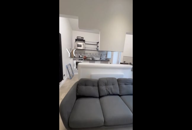 Modern 2 bed Apartment beautiful garden bills incl Main Photo