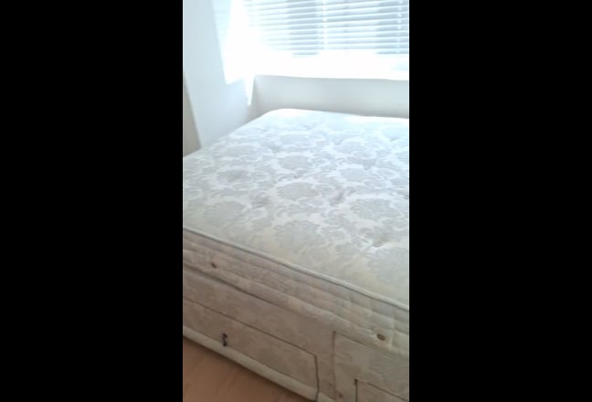 Room for rent Main Photo
