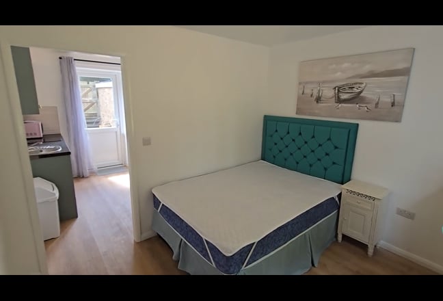 1-Bed Flat/Harborne/QE/UoB/ bills Inc. Main Photo