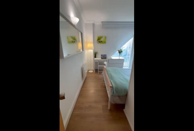 Video 1: 