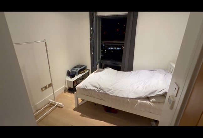 Clean and Quiet single room in Parkview Apartment Main Photo
