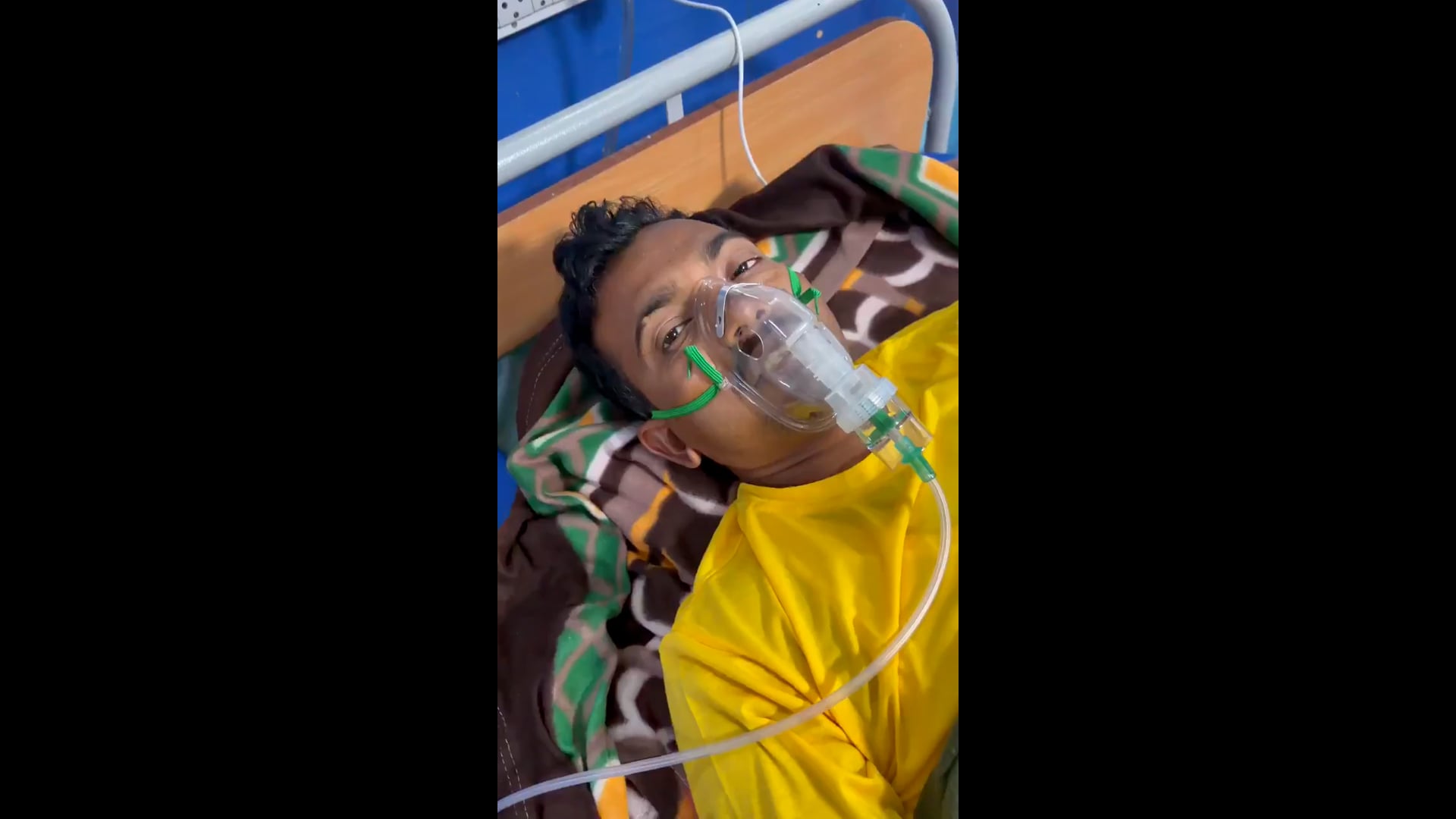 झारखंड में आमरण अनशन पर बैठे छात्र राहुल क्रांति ने ICU में भर्ती होने के बाद भी अपना अनशन जारी रखा