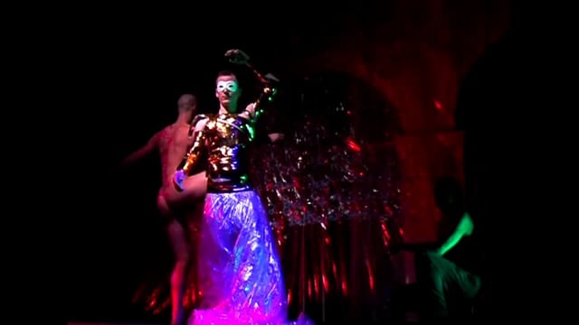 RENCONTRES DU COURT 30’’ 30’ / VIDEO/PERFORMANCE : “LA CHAMBRE”