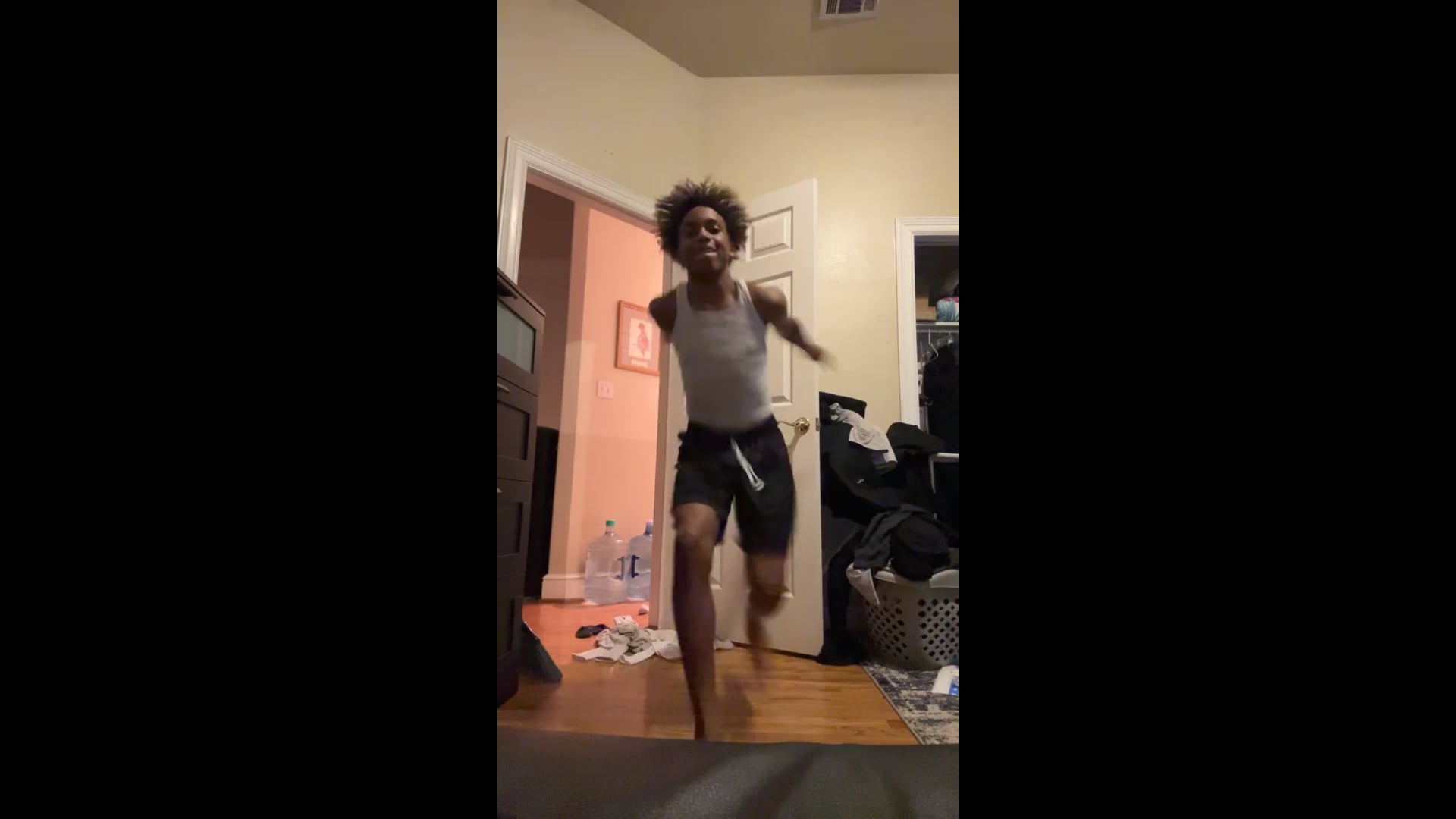 Watch Ian Carsten's Vertical Jump: 34.5 inches