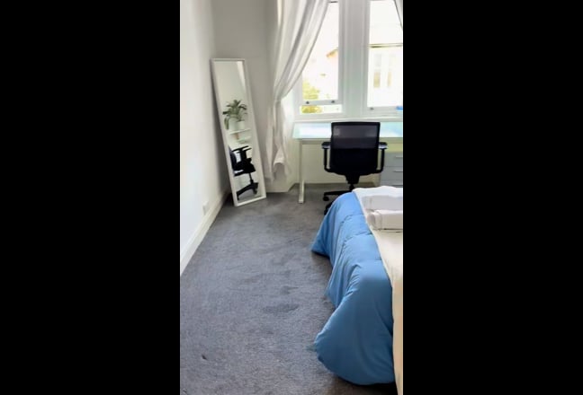 Whole flat 2 bedroom to let as a whole Main Photo