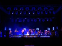 Sopa de Cabra tanca amb un ple els concerts d'estiu de Portalblau