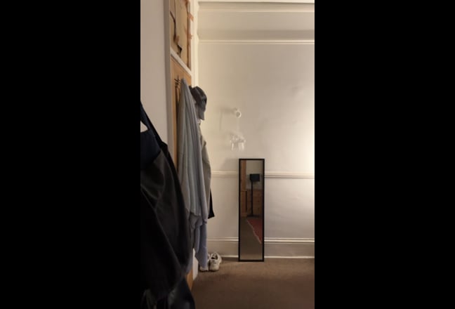 Large Double Room just 5 minutes from H&I! Main Photo