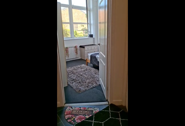 Large  Double Room to ,for, Rent NR2 Main Photo