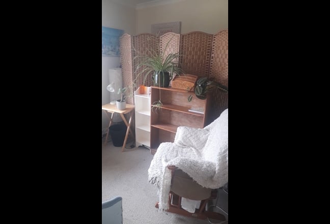 Single room with lovely views of countryside  Main Photo