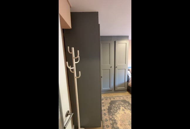 Master bedroom in 2-bed - Tulse Hill, &pound;1,100pcm Main Photo