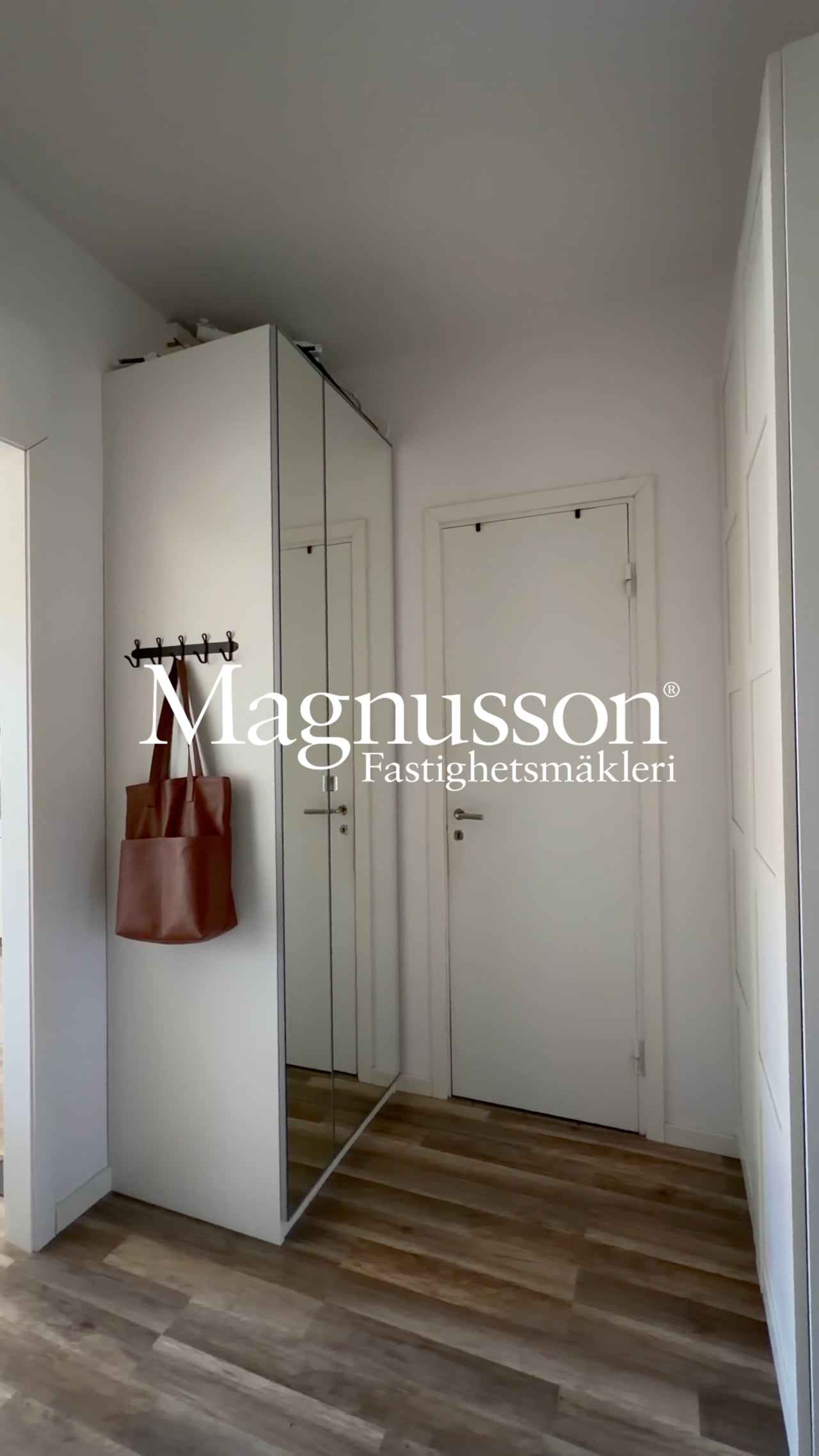 1 rum Lägenhet på Majorsallén 25 Gamla stan Lidköpings kommun - video