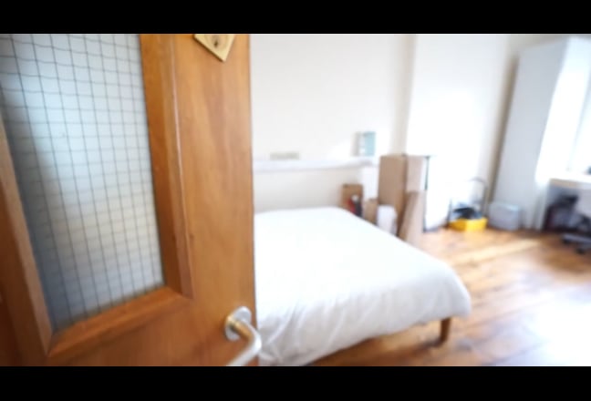 Large Room in Super City Centre Professional House Main Photo