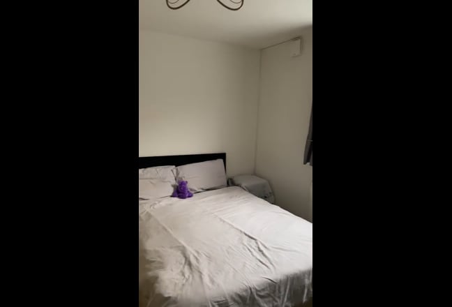 Refurbished Ground Floor Double Room in Purley Main Photo