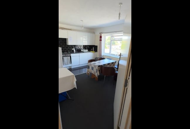 Very Large size DBL Room  Main Photo