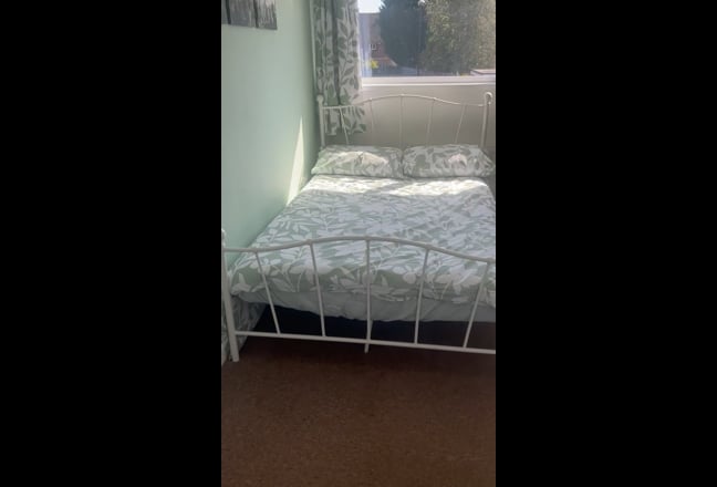 Video 1: Room 4 bedroom (1)
