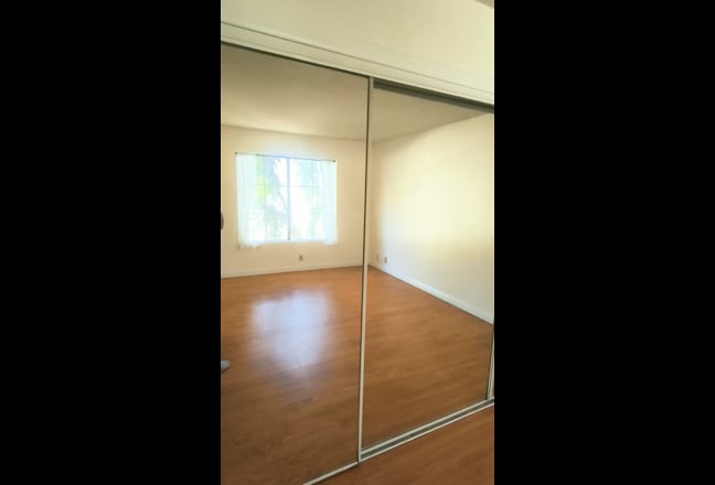Private Room Available - LGBT Friendly Main Photo