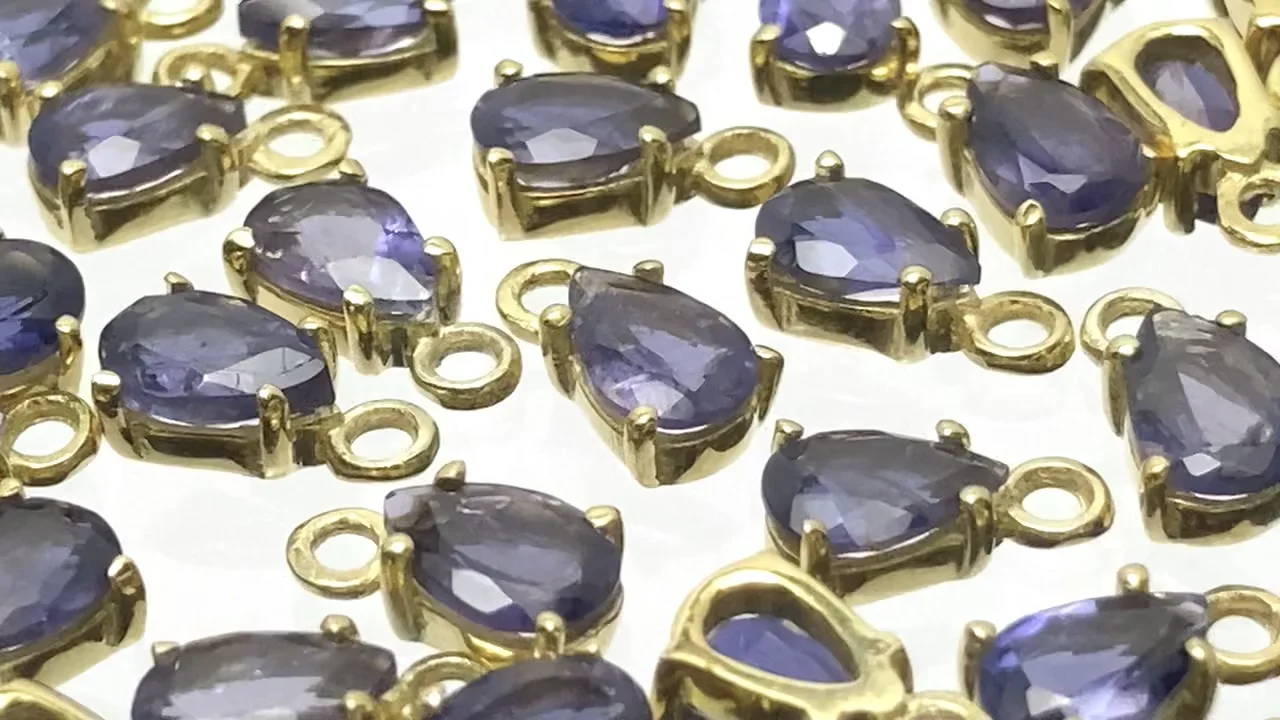 宝石質アイオライト AAA 枠留めペアシェイプファセットカット6×4mm