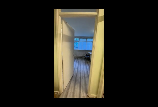 SEP: 1-Bed Flat | 15-min to London Bridge🐿️ Main Photo