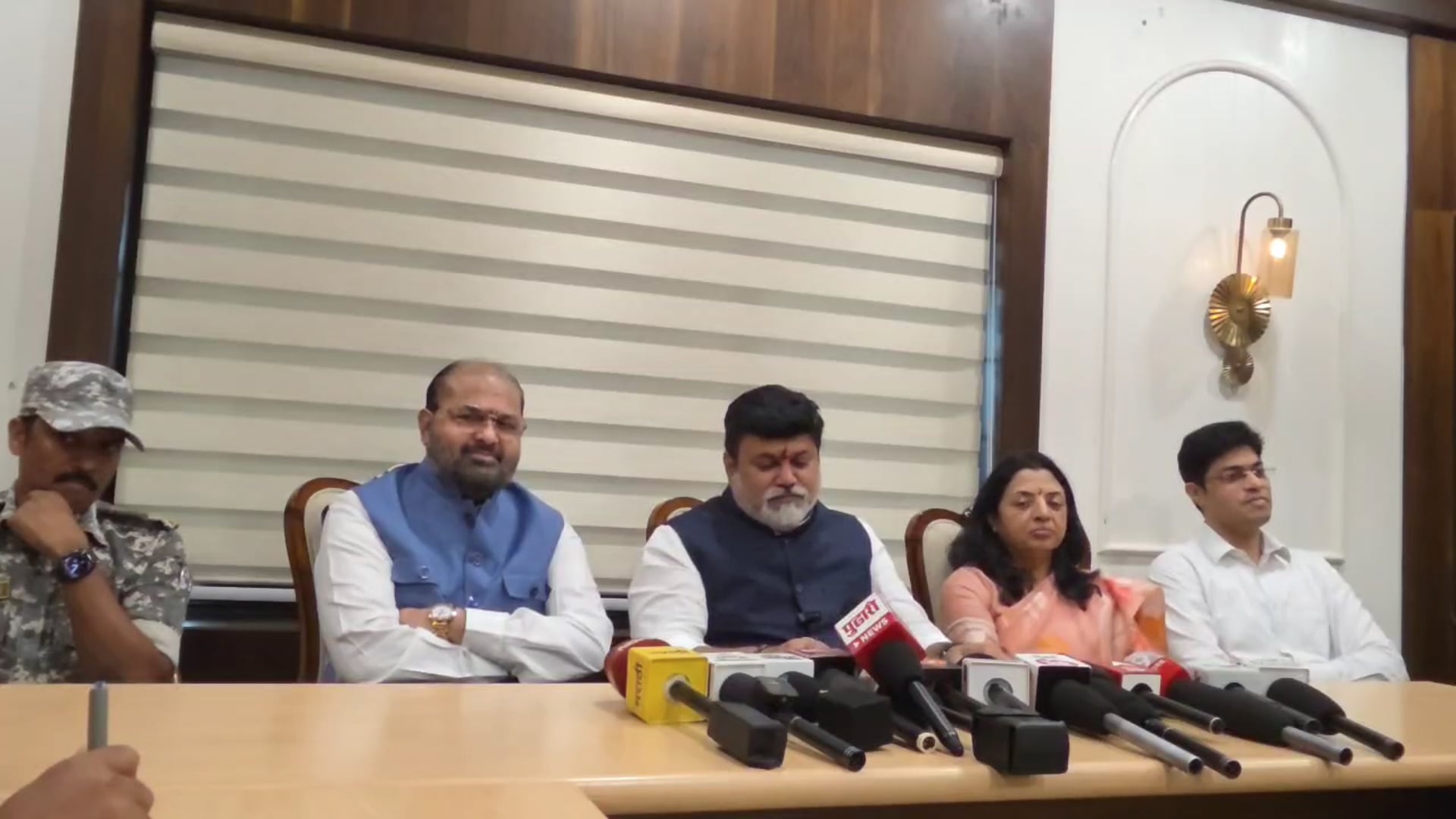 गडचिरोली तील उद्योगांसाठी भुसंपादणासाठी योग्य निर्णय घेतला जाईल ऊधोग मंत्री उदय सामंत 