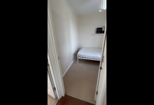 Bright Rooms bills all inclusive Central Cranfield Main Photo