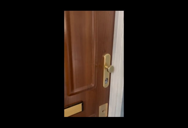 2  rooms available, plus living room/office  Main Photo