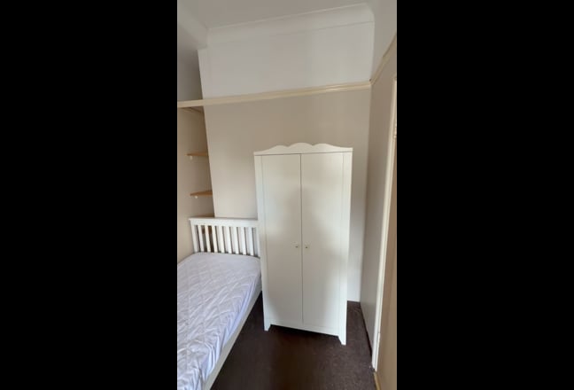 Single Room with ALL BILLS in BS6  Main Photo