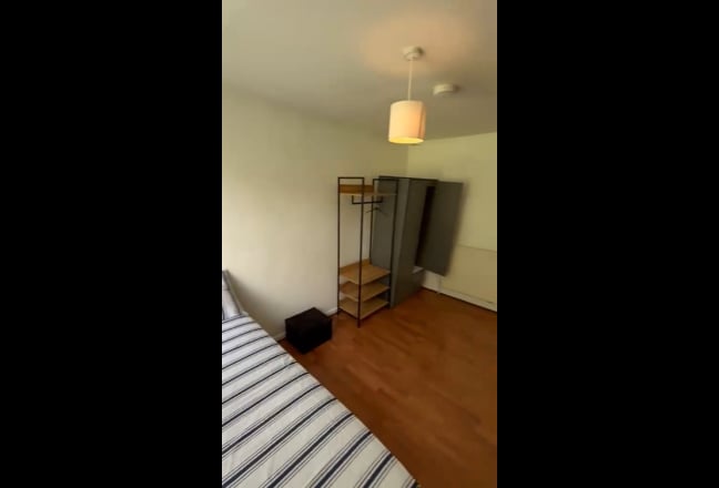 🔑Double Room in Sydenham 🔑 Ideal For You! Main Photo