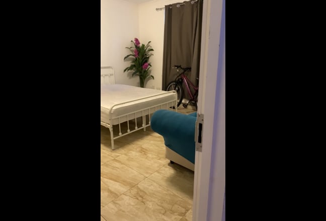 Extra large reception room for rent  Main Photo