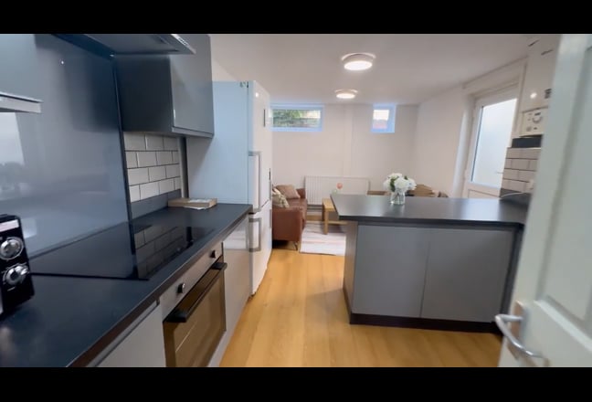 Video 1: 